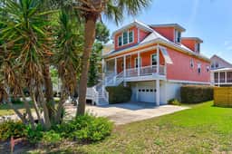 NFW1725: Joan and Eddie's Beach Retreat - Image 3