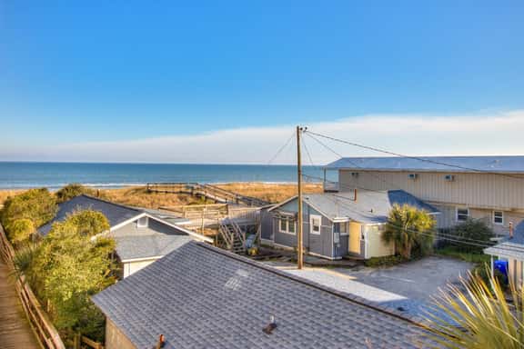 SPC14: Sand Pebbles C14: Beach Memories - Image 1
