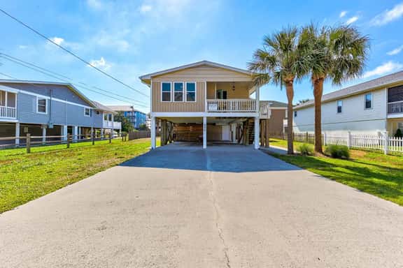 CD602: Surf Haus - Image 1