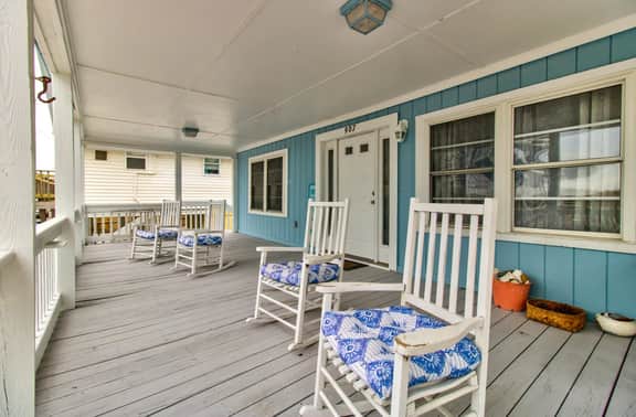 CN907: The Beach House - Image 2