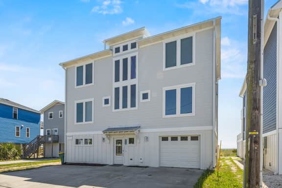 SFF829: Ocean Club of Kure Beach - Image 2